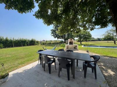 Longere En Pierre Renovee