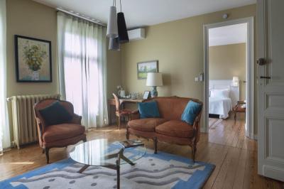 7 Bedrooms - Mansion - Aquitaine - For Sale - 11942-bgc
