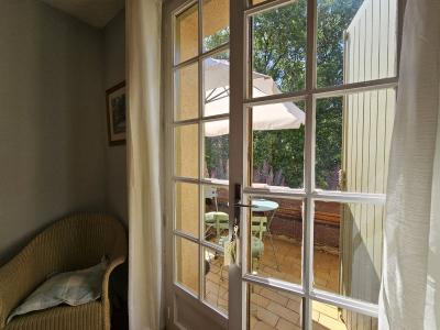 Construite Dans Le Style Perigourdin Situee Au Coeur D\\\'une Belle Foret, En Clairiere, Avec Un Jar