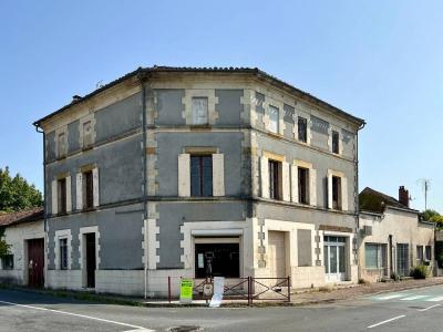 Maison Ancienne A Renover