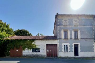 Maison Ancienne A Renover