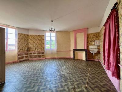 Maison Ancienne A Renover