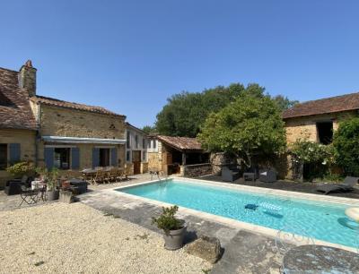 Superbe Cottage De Caractere Avec Grand Salon Moderne Et Ouvert, 4 Chambres, 3 Salles De Bains Et Pi