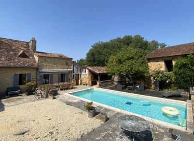 Superbe Cottage De Caractere Avec Grand Salon Moderne Et Ouvert, 4 Chambres, 3 Salles De Bains Et Pi