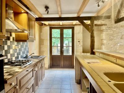 Proche Beaumont: Maison De Village Avec Jardin