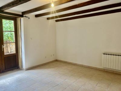Proche Beaumont: Maison De Village Avec Jardin