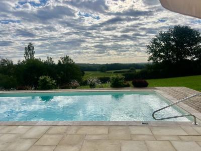Monpazier: Maisond De Plain-pied, Piscine Et Jardin Avec Vue