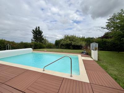 Charmante Maison Avec Dependance Renovee Et Piscine Situee A Pujols.