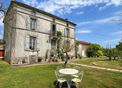 &#8364;444950 - Glorious 19th Century Manor House On Over 2.5 Acres