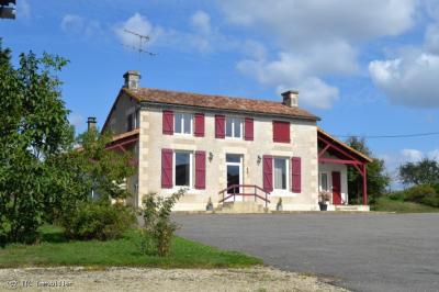 &#8364;590100 - Beautiful Equestrian Property On 18 Hectares Adjoining