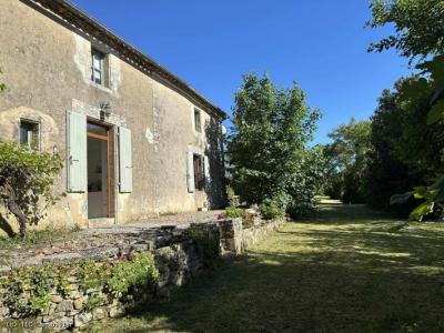 &#8364;265000 - Character House With Beautiful Garden