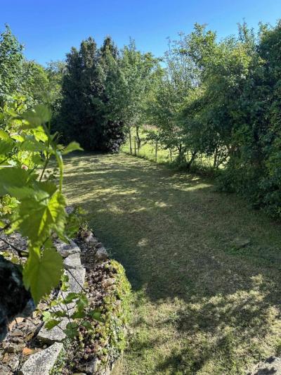 &#8364;265000 - Character House With Beautiful Garden