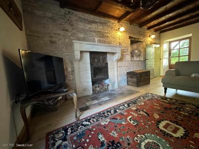 &#8364;265000 - Character House With Beautiful Garden