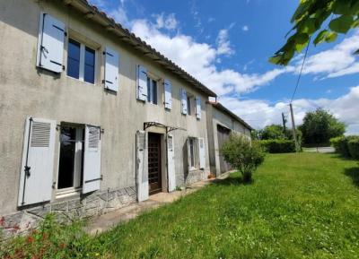 &#8364;117700 - Beautiful Stone House With Large Garden