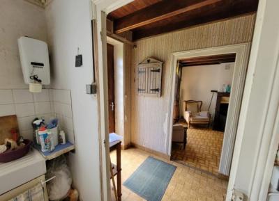 &#8364;117700 - Beautiful Stone House With Large Garden