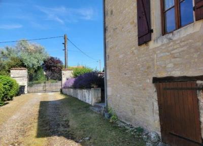 &#8364;233200 - Beautiful Stone House With Numerous Outbuildings In The Heart Of Ruffec