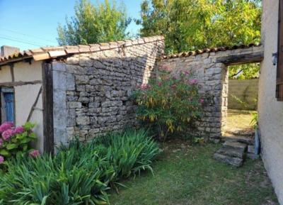 &#8364;233200 - Beautiful Stone House With Numerous Outbuildings In The Heart Of Ruffec