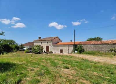 &#8364;153700 - Beautiful Old House Between Villefagnan And Chef-boutonne