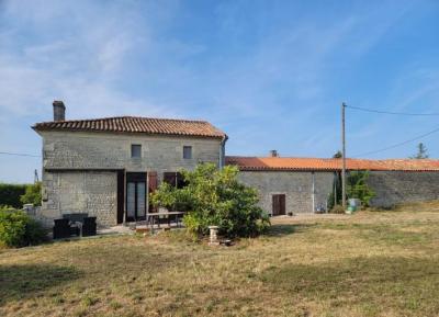 &#8364;153700 - Beautiful Old House Between Villefagnan And Chef-boutonne