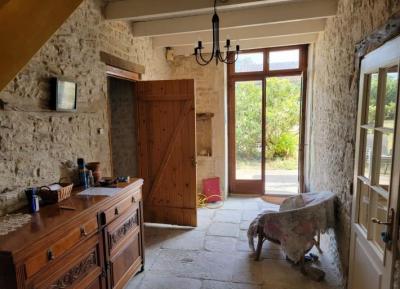 &#8364;153700 - Beautiful Old House Between Villefagnan And Chef-boutonne