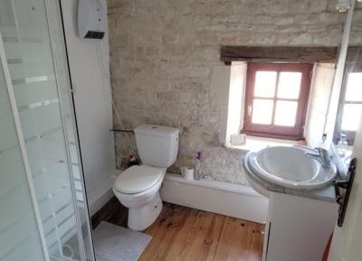 &#8364;153700 - Beautiful Old House Between Villefagnan And Chef-boutonne