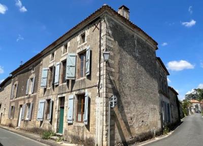 &#8364;123050 - 4 Bedroom House In The Pretty Medieval Village Of Tusson