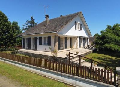 €149800 - Beau Pavillon Between Ruffec And Sauze-vaussais