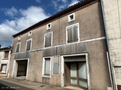 €29000 - Beautiful Commercial Potentials: House For Commercial Use Between Champagne-mouton An