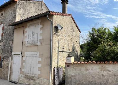 €39000 - Small Cottage With 2nd Property To Renovate Close To Verteuil-sur-charente