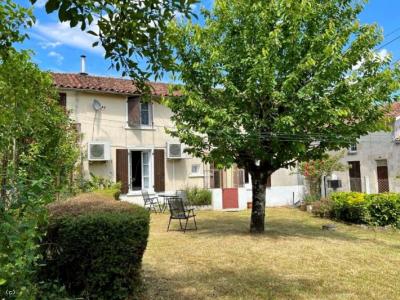 &#8364;102950 - Pretty Old House With Garden And Outbuildings