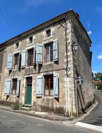 &#8364;123050 - 4 Bedroom House In The Pretty Medieval Village Of Tusson