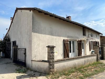 &#8364;178500 - Spacious 3 / 4 Bedroom Cosy Stone House Close To Ruffec On 1482m2