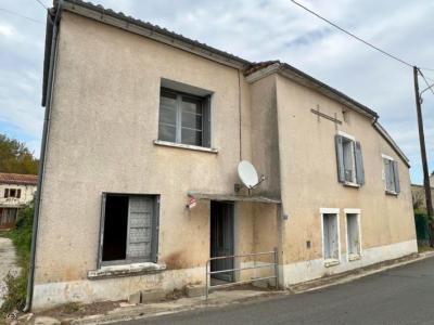 &#8364;60000 - Village House With Large Outbuilding At Rear