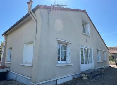 &#8364;190800 - 4 Bedroom House Just A Few Minutes From Ruffec