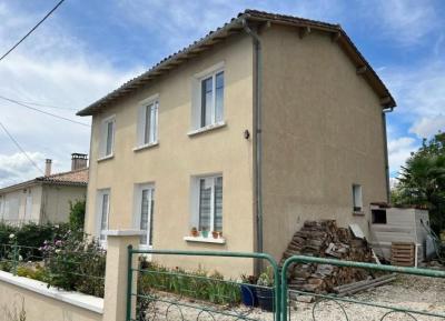 &#8364;107000 - 3 Bedroom Town House In Charroux : Quiet Location