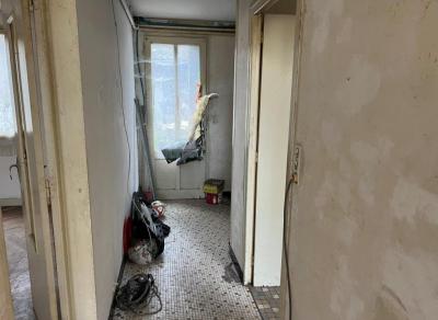 &#8364;29000 - 4 Bedroom House To Renovate With Garage And Courtyard