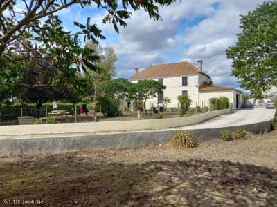 &#8364;199950 - Open Views : Detached \"maison De Maitre\" With Large Garden And Outbuildings