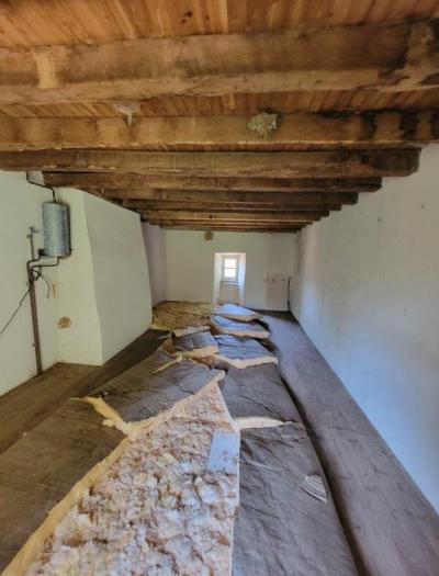 &#8364;75000 - Old Small Manor House To Renovate