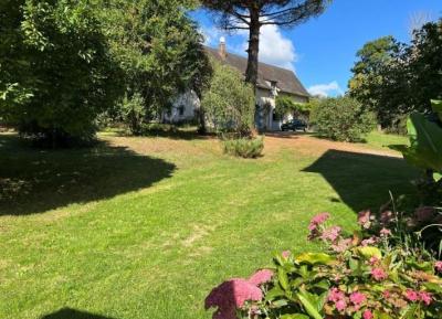 &#8364;550000 - Renovated Manor House And Renovated Barn With Swimming Pool On Over 3 Hectares Of La