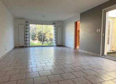 &#8364;112350 - 3 Bedroom House With Garden And Garage Tucked Away- Centre Ruffec