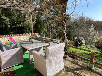 &#8364;123650 - Magnificent Views : 2 Bedroom House With Garden/woodland & River Frontage