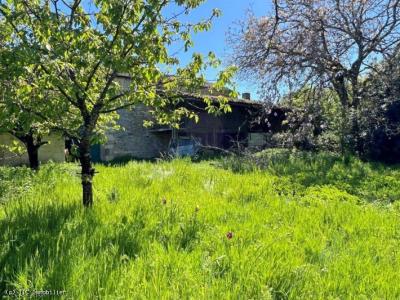 &#8364;24000 - Barn With Orchard Clos In Sauze-vaussais