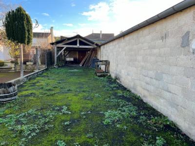 &#8364;96750 - House To Renovate, 4 Bedrooms, Courtyard