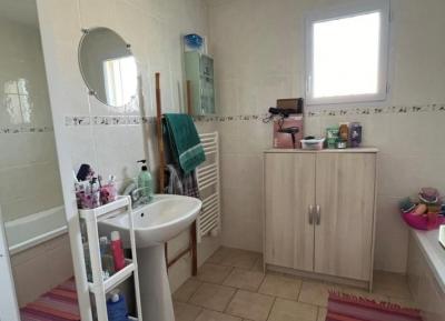 &#8364;149800 - Bungalow 4 Bedrooms Near Ruffec