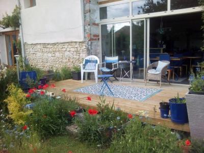 &#8364;199950 - 2 Versatile Properties Or One Large Family Home With Lovely Views