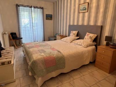 &#8364;178500 - Spacious 3 / 4 Bedroom Cosy Stone House Close To Ruffec On 1482m2