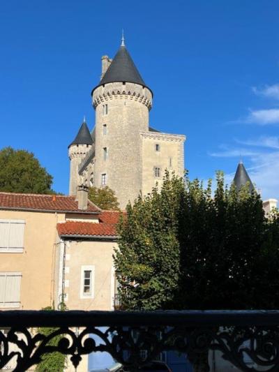 &#8364;129000 - Verteuil-sur-charente : Two Independent Properties With Views Of The Chateau