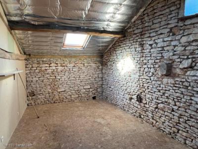 &#8364;196800 - Old 3-bedroom House + 2 Houses To Renovate With Garden And Outbuilding