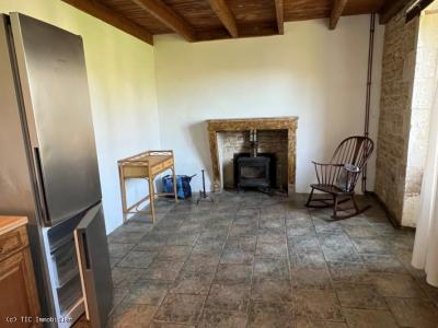 &#8364;196800 - Old 3-bedroom House + 2 Houses To Renovate With Garden And Outbuilding