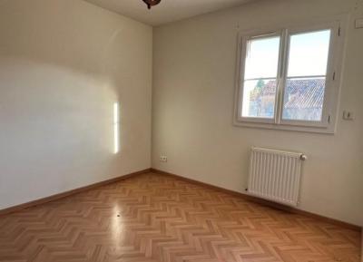 &#8364;112350 - 3 Bedroom House With Garden And Garage Tucked Away- Centre Ruffec